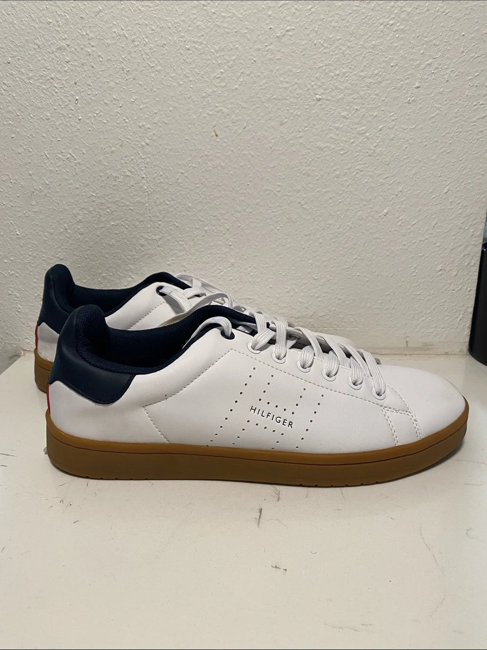 Tommy Hilfiger White Sneakers with Navy Heel and Gum Sole